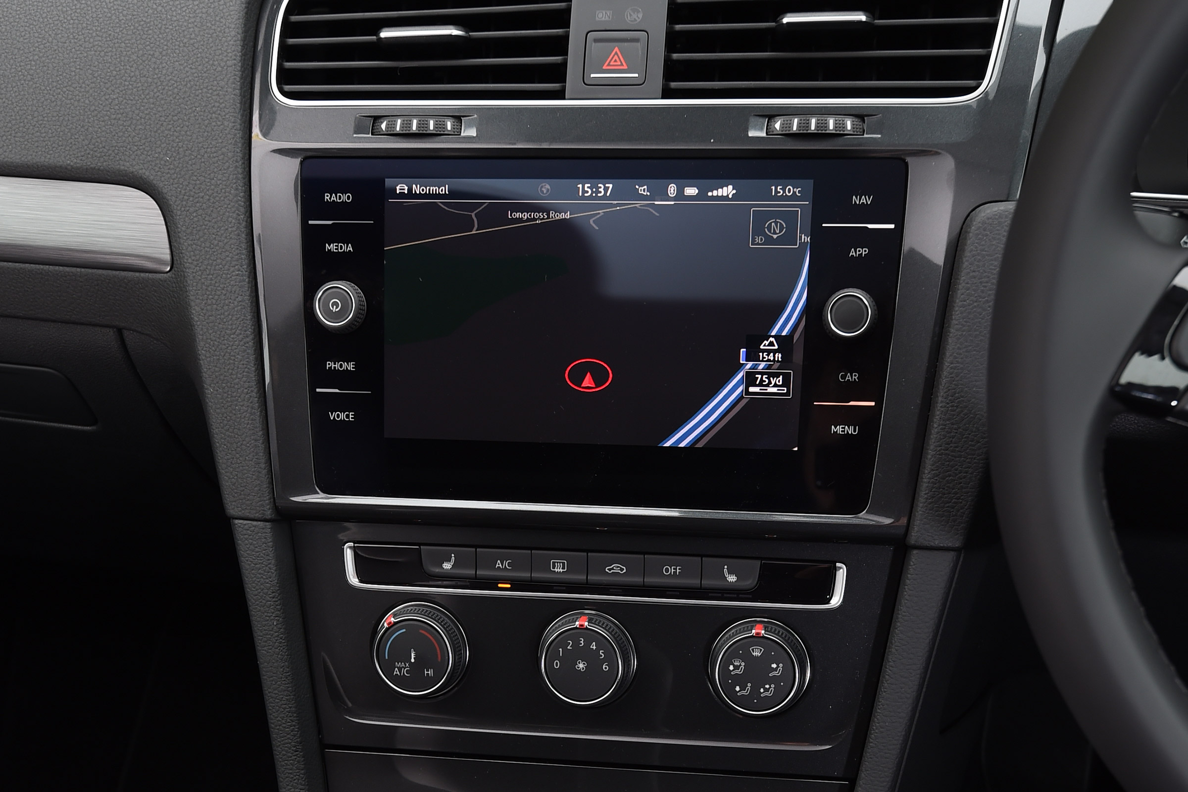 Volkswagen Golf - sat-nav
