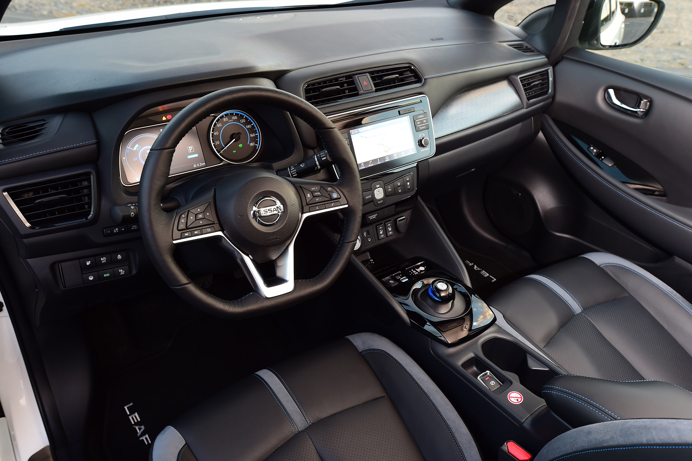 Nissan Leaf - cabin