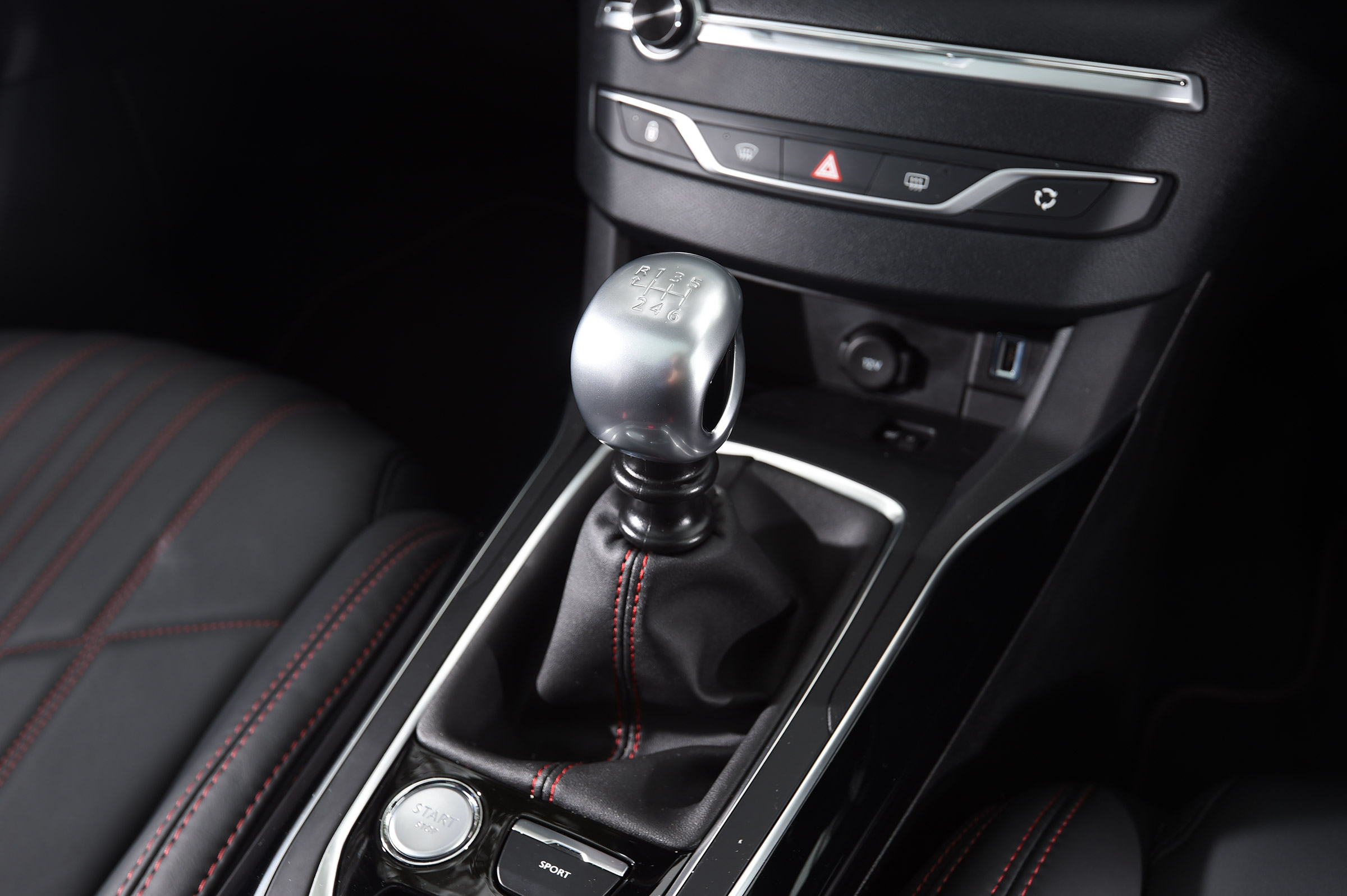 Peugeot 308 - transmission