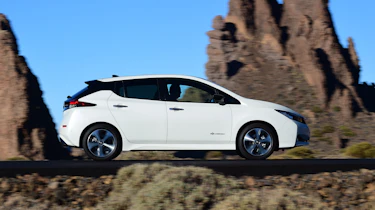Nissan Leaf - side