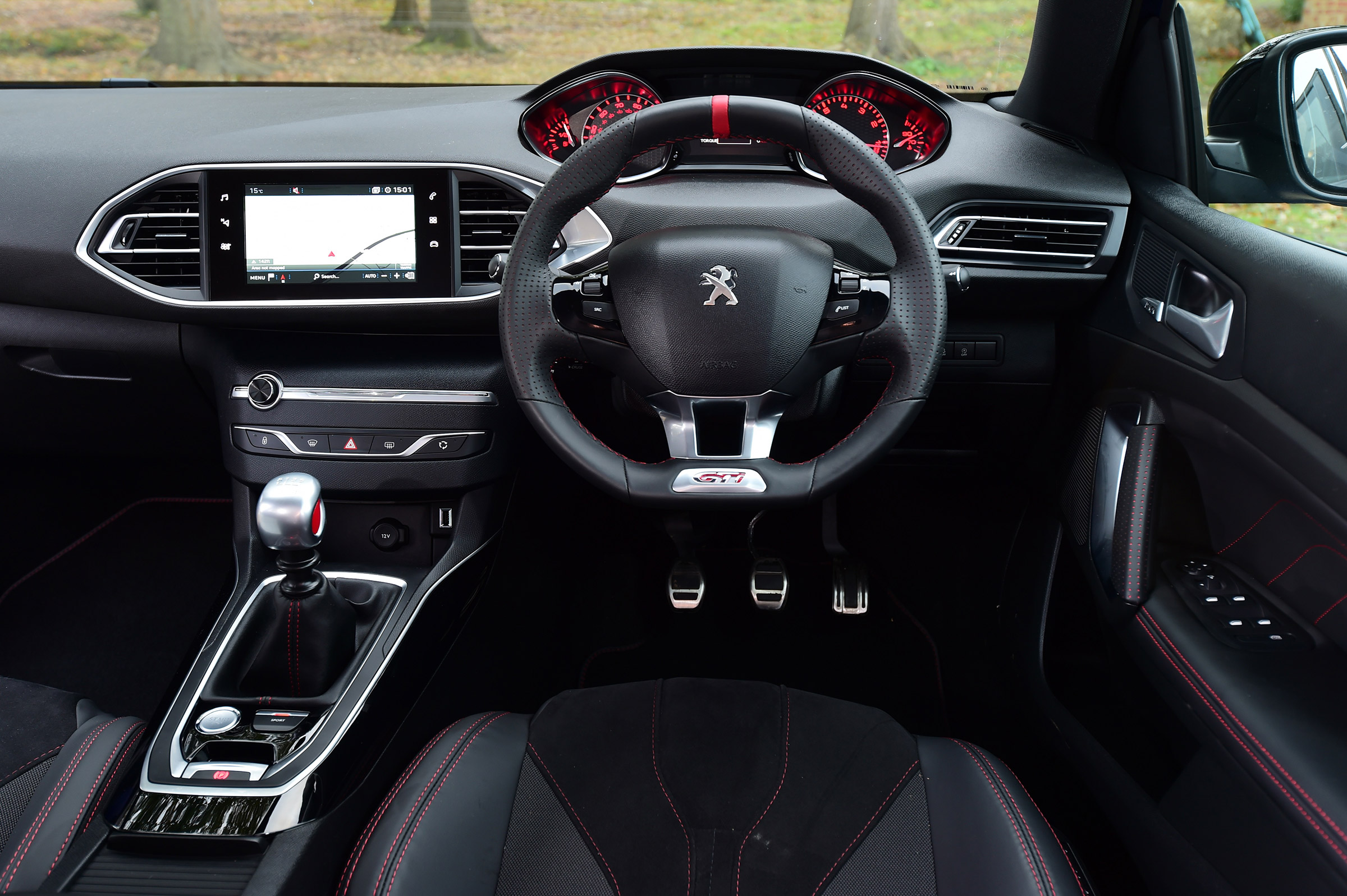 Peugeot 308 GTi - dash