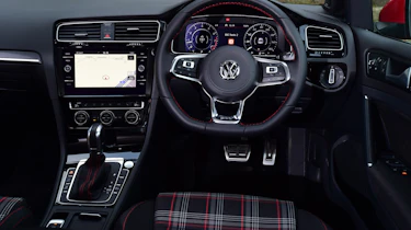 VW Golf GTI - dash