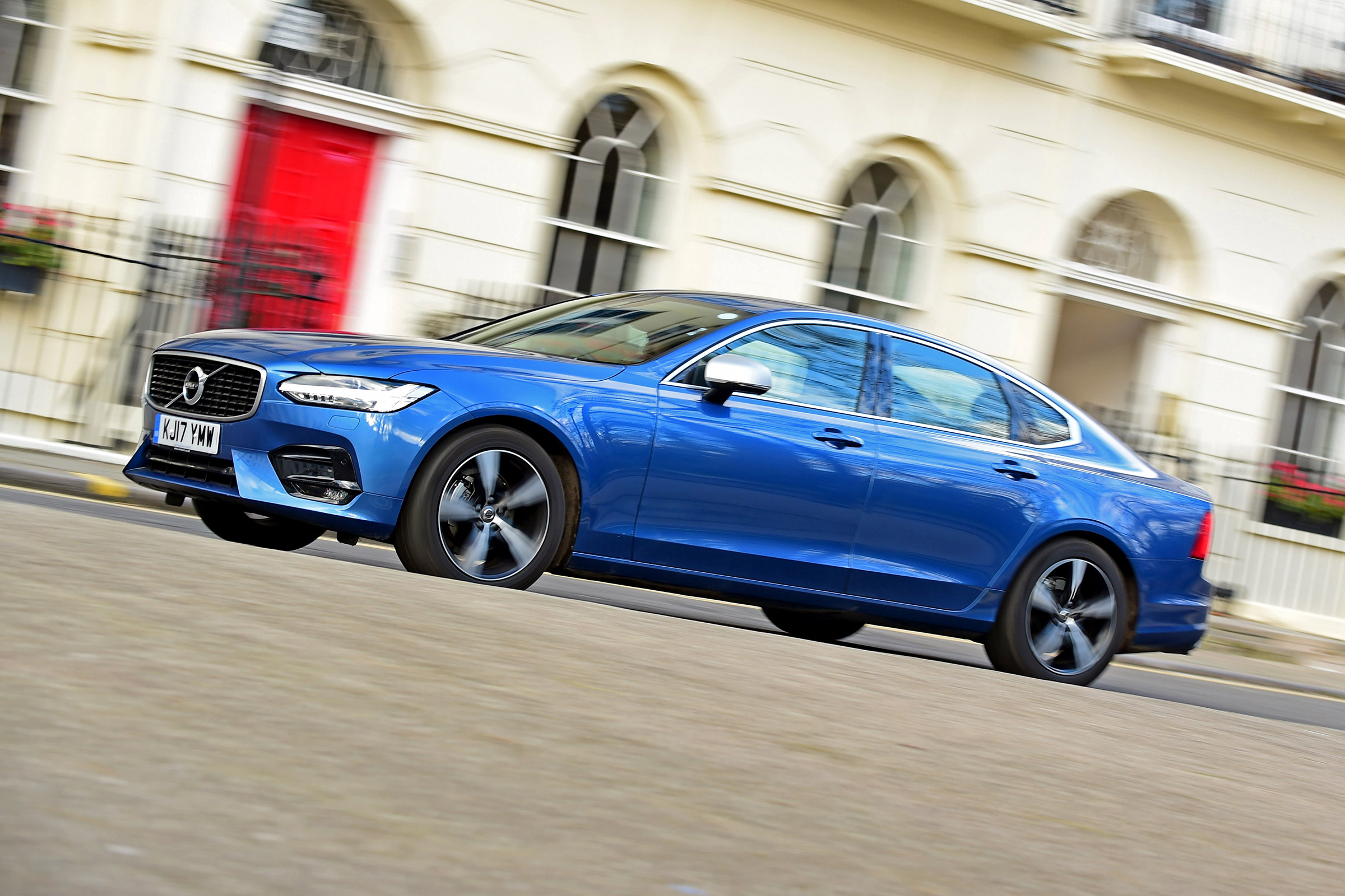 Volvo S90 long-term - second report front