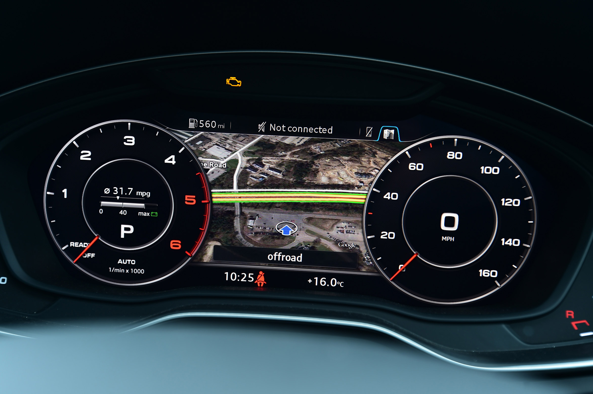 Audi Virtual Cockpit - half Google Maps