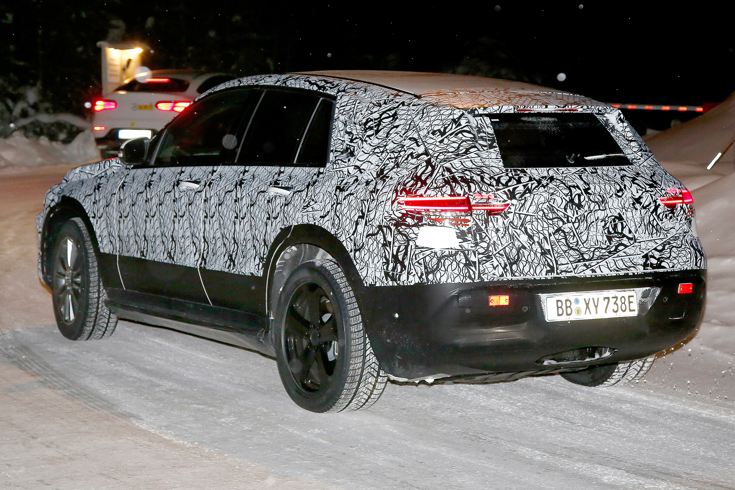 Mercedes EQ C spied rear