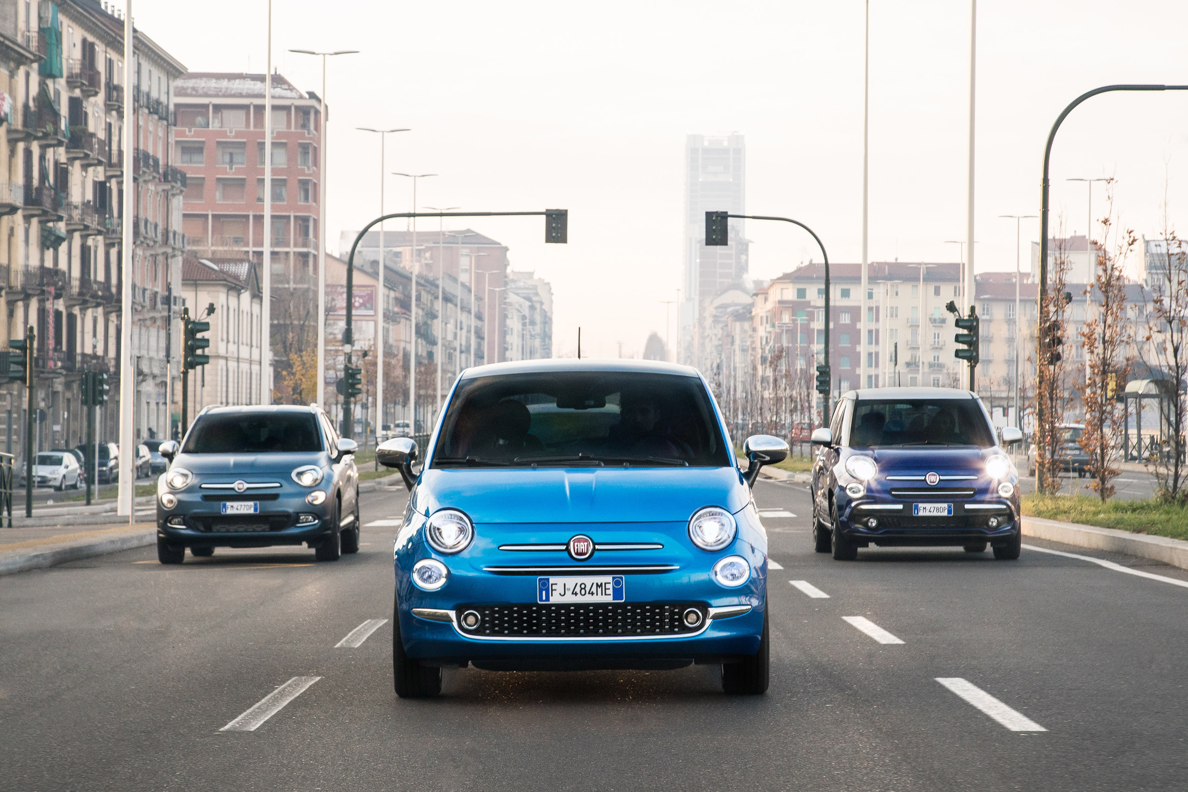 Fiat 500 Mirror special edition 2018 head on