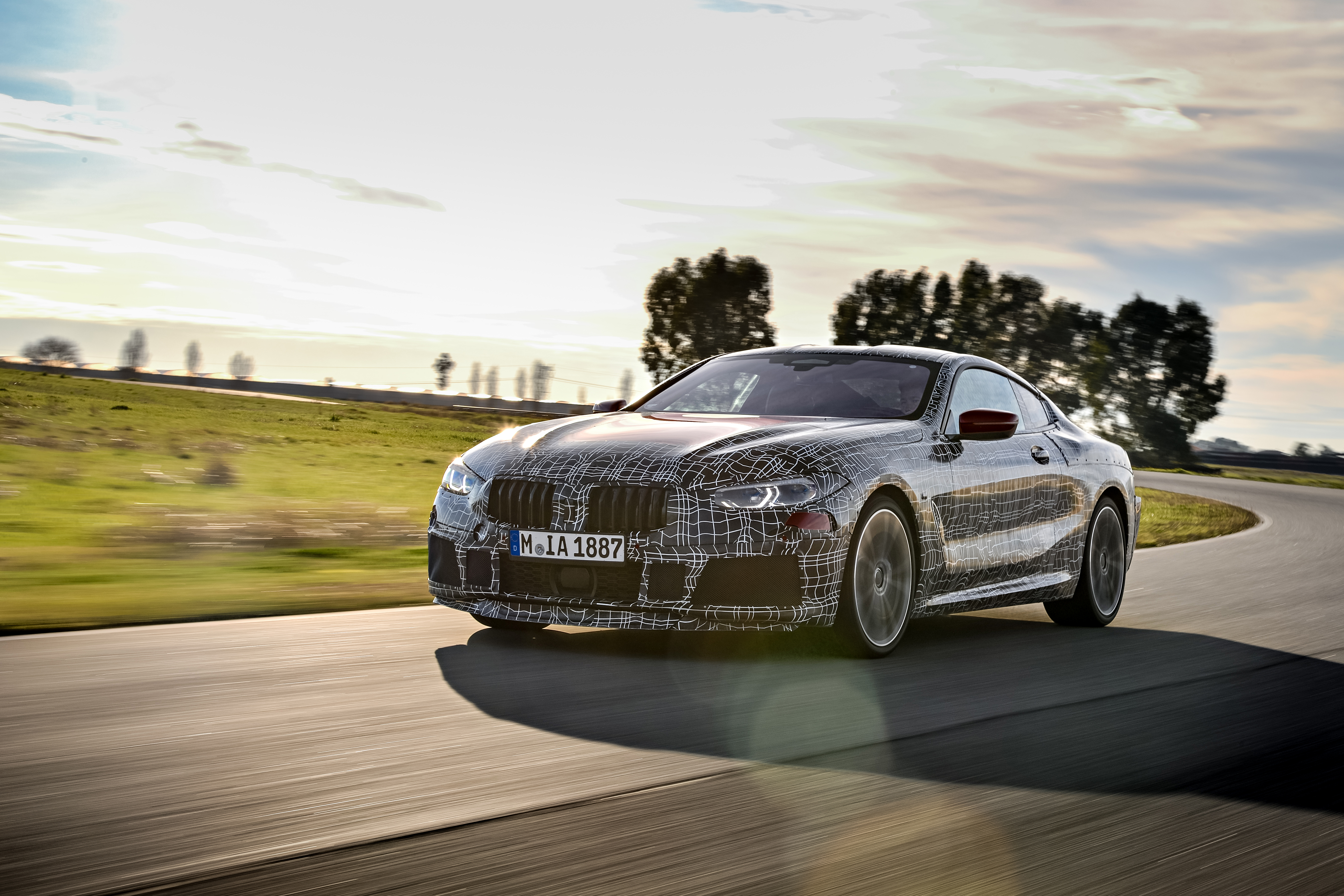 New BMW 8 Series tracking