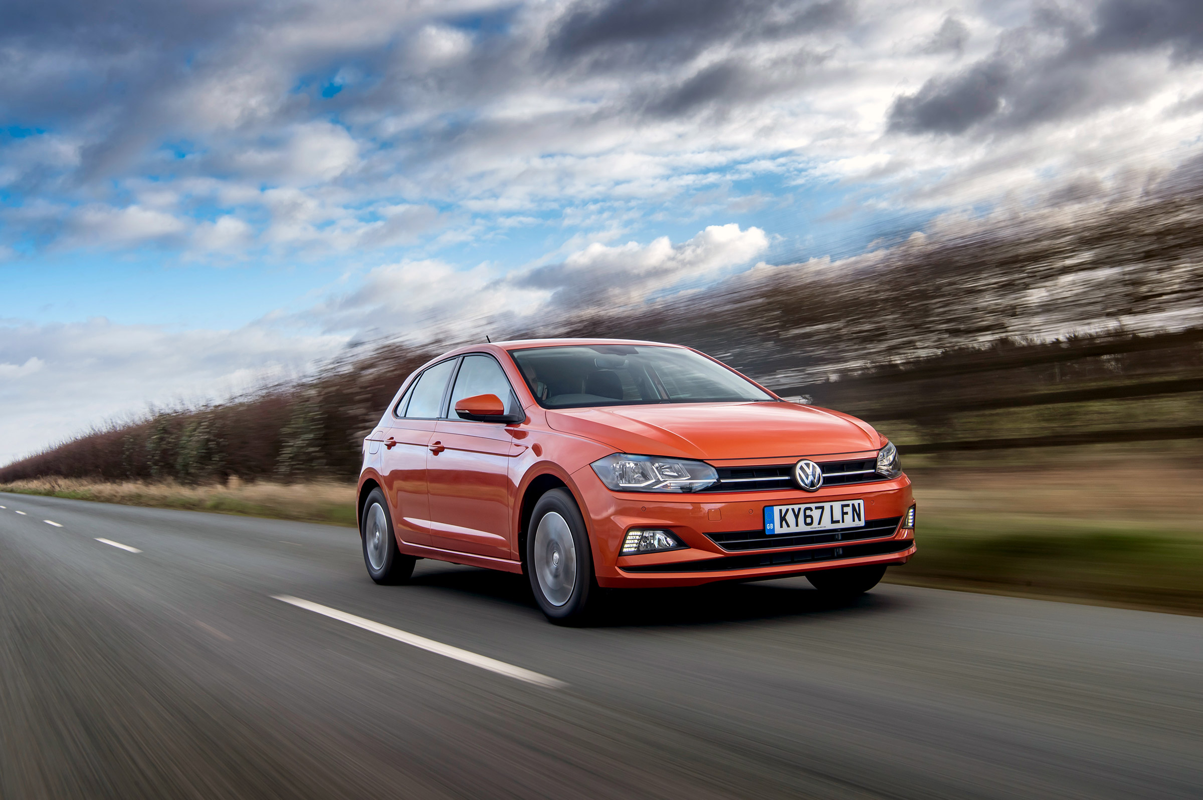 Volkswagen Polo 1.0 MPI - front tracking