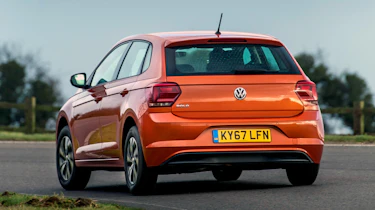 Volkswagen Polo 1.0 MPI - rear cornering