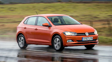 Volkswagen Polo 1.0 MPI - front action