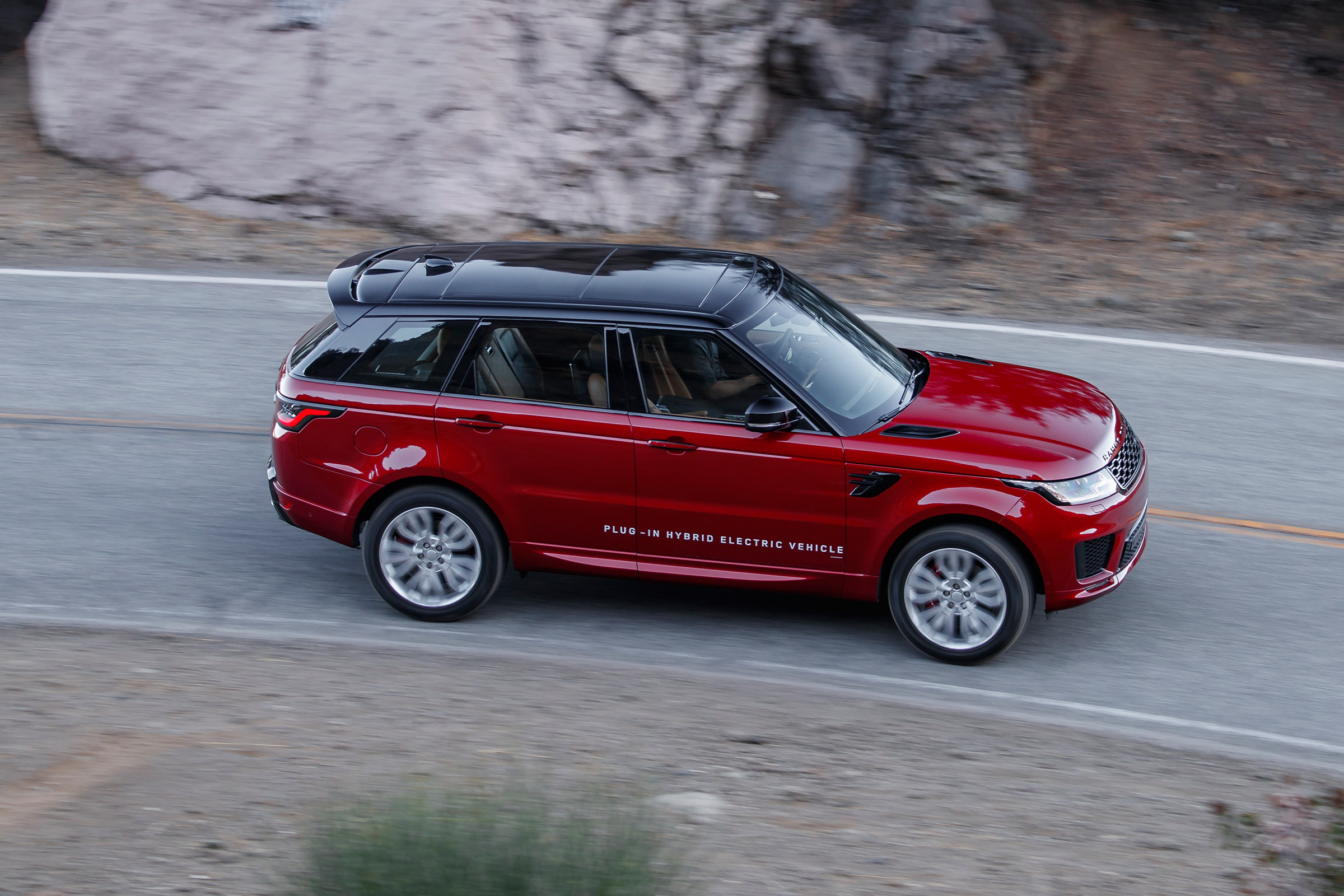 Range Rover Sport PHEV - above