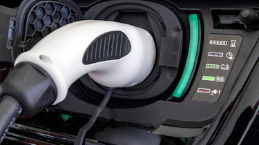 Range Rover Sport PHEV - charging detail