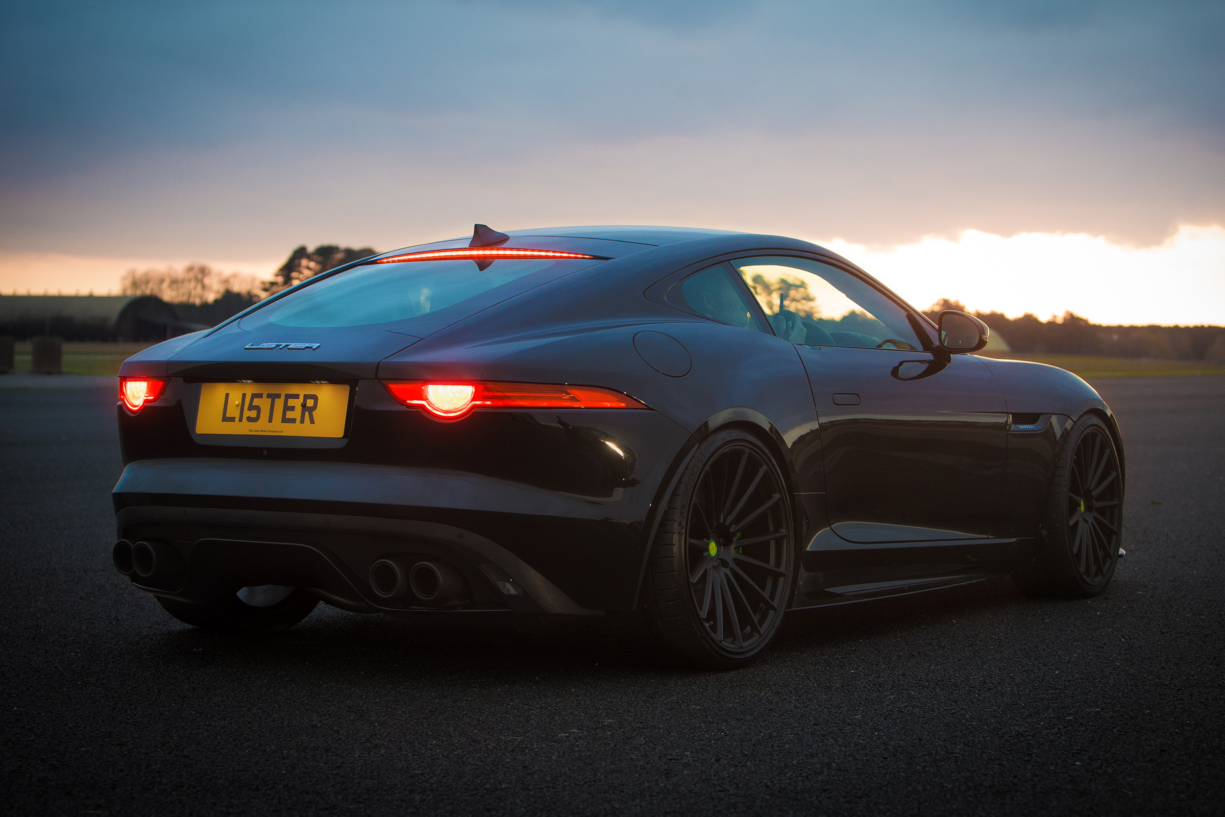 Lister Thunder - rear