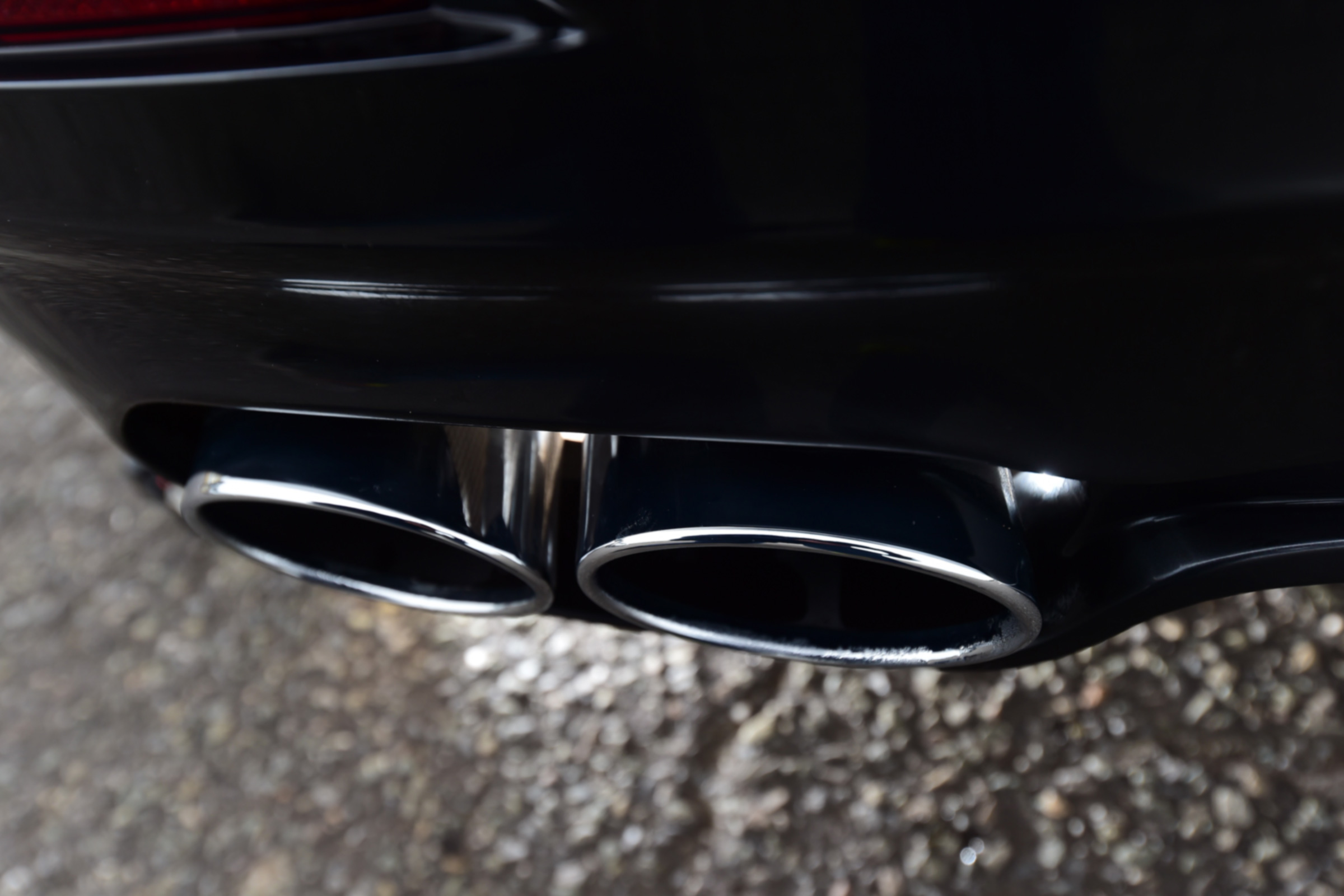 Alpina D5 S exhaust tips