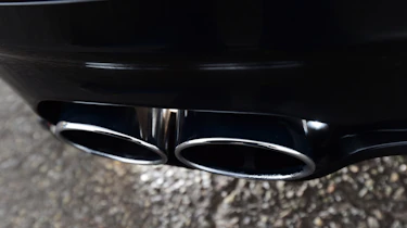 Alpina D5 S exhaust tips
