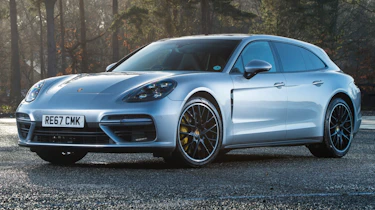 Porsche Panamera Sport Turismo static front