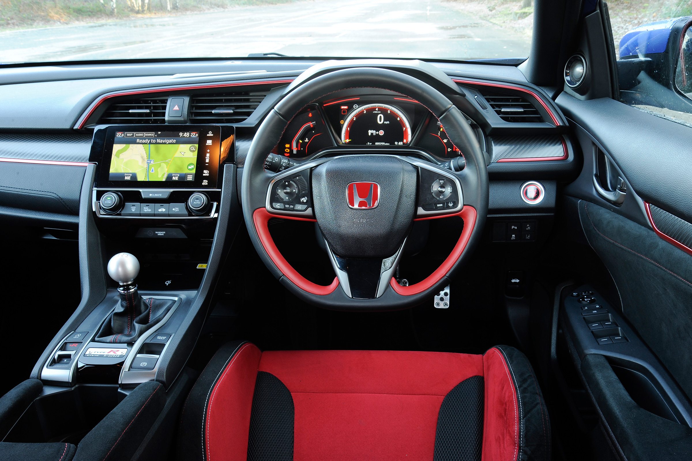 Honda Civic Type R - interior
