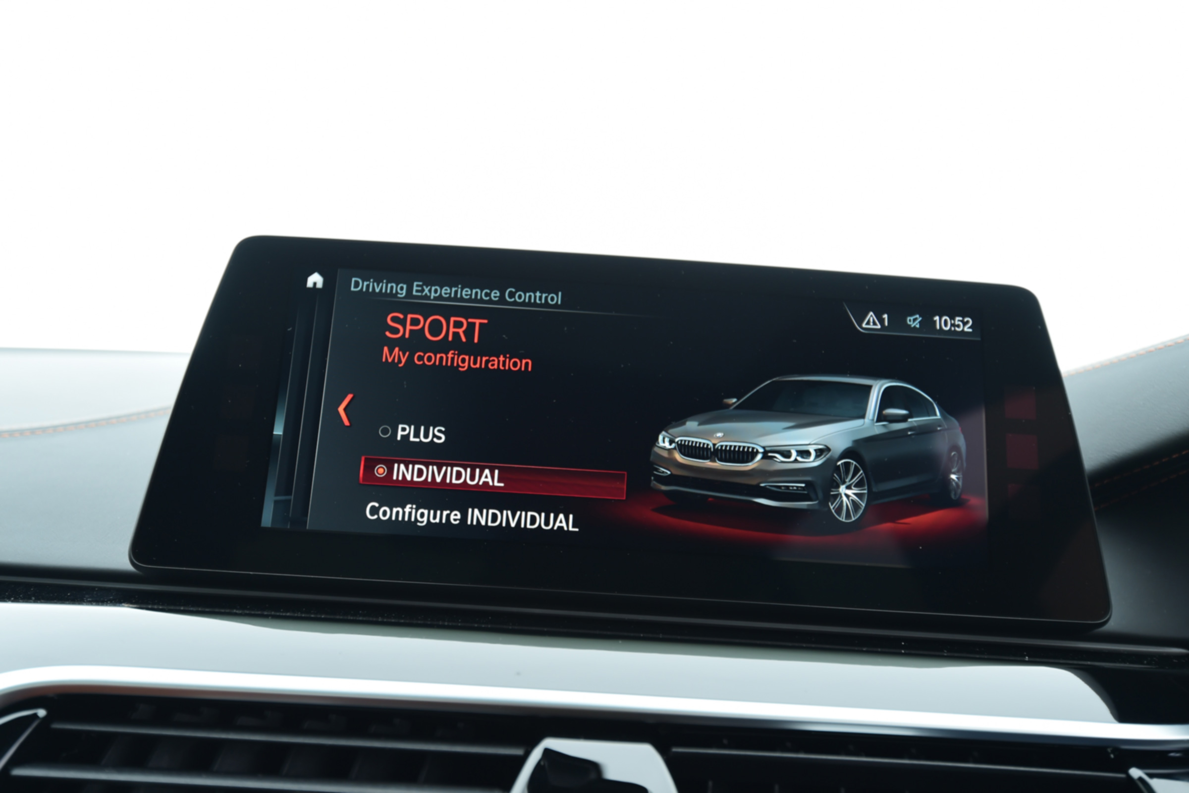 Alpina D5 S infotainment