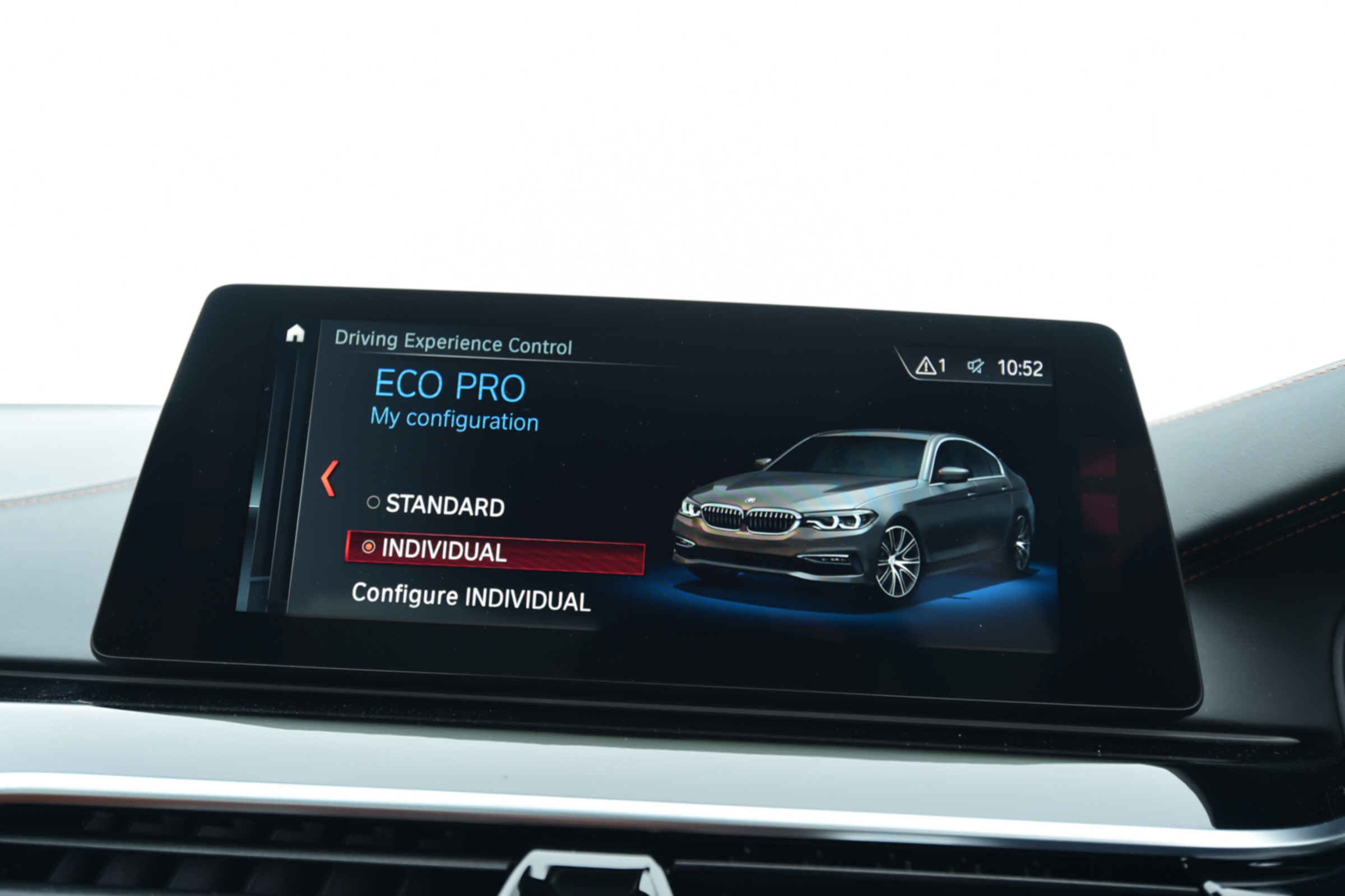 Alpina D5 S infotainment menu