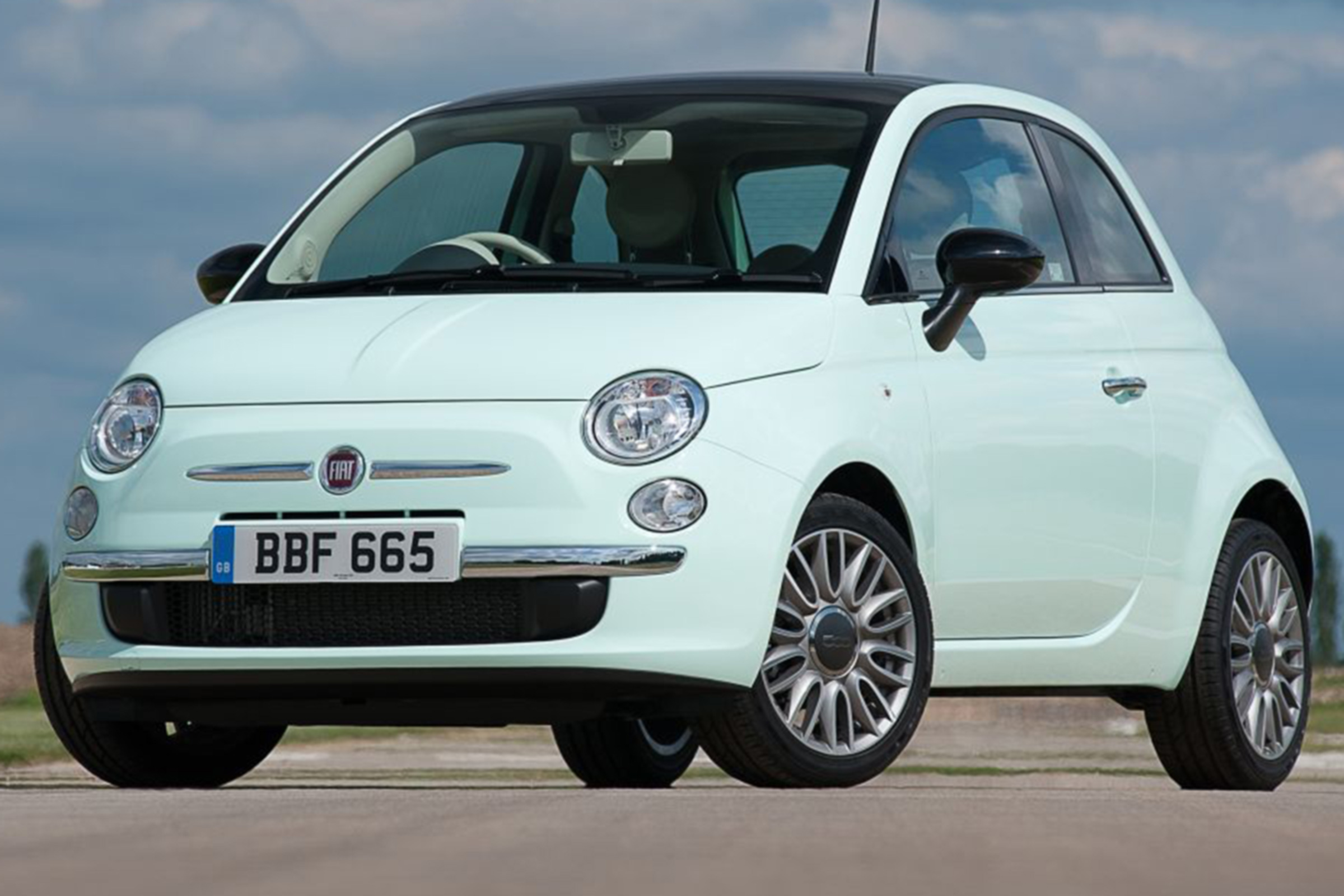Fiat 500 front
