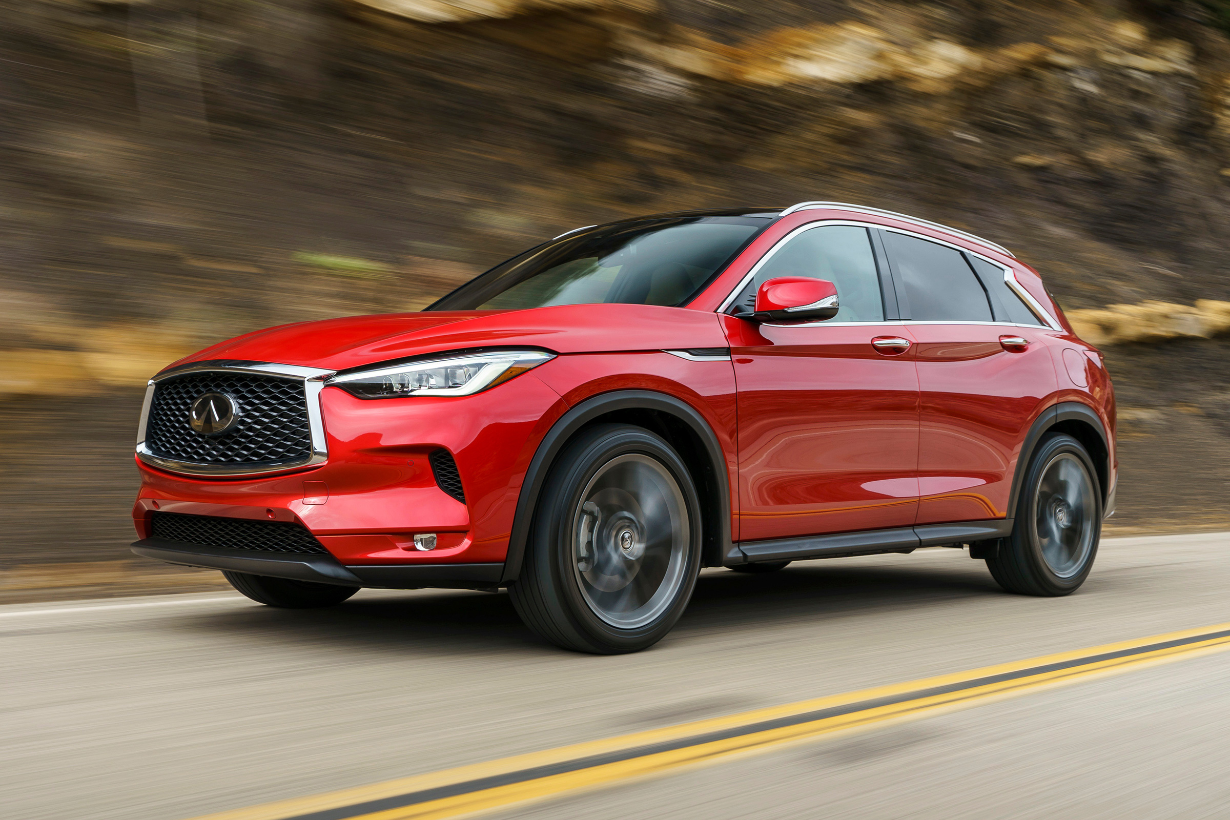 Infiniti QX50 - front