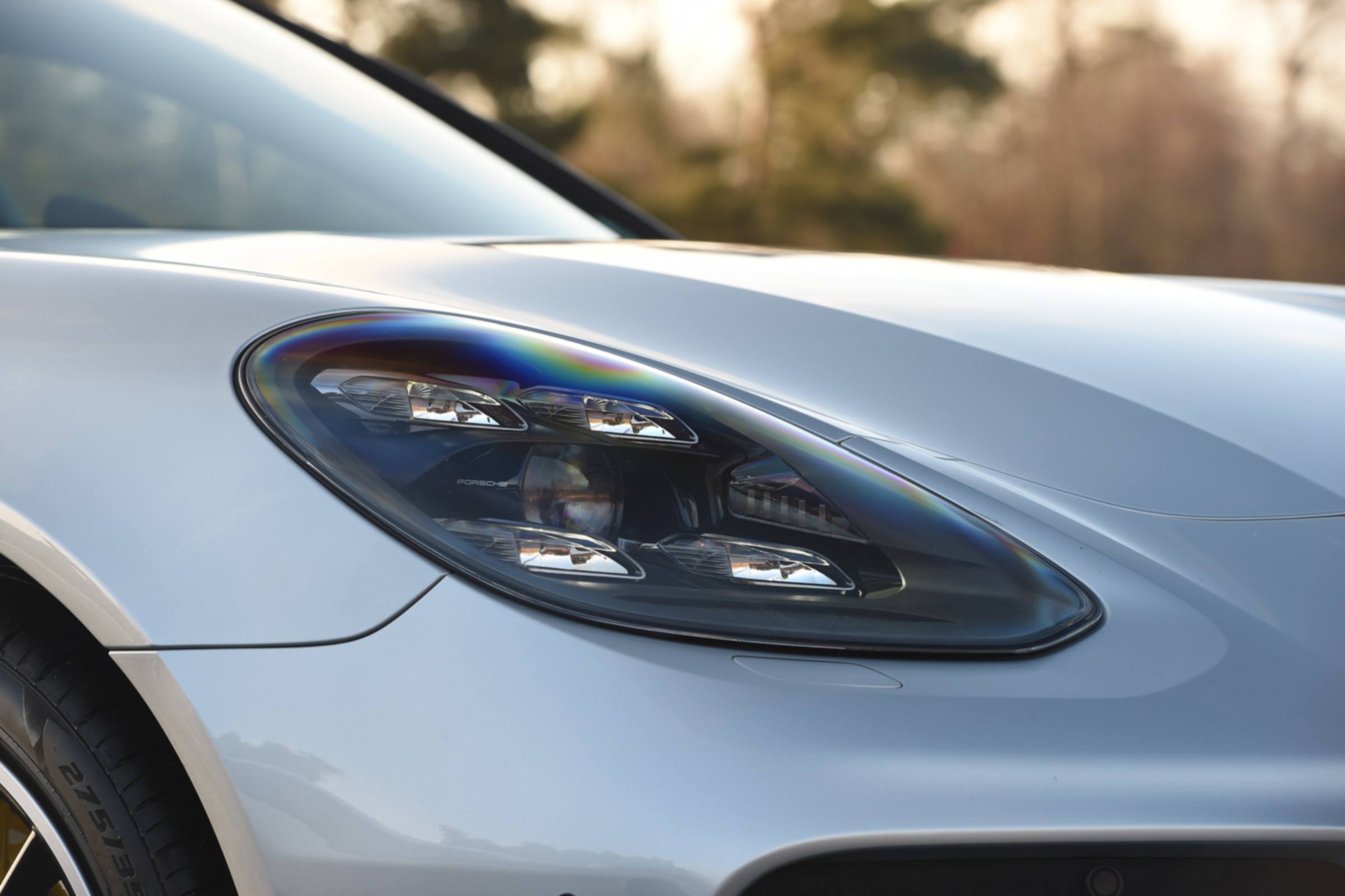 Porsche Panamera Sport Turismo headlights