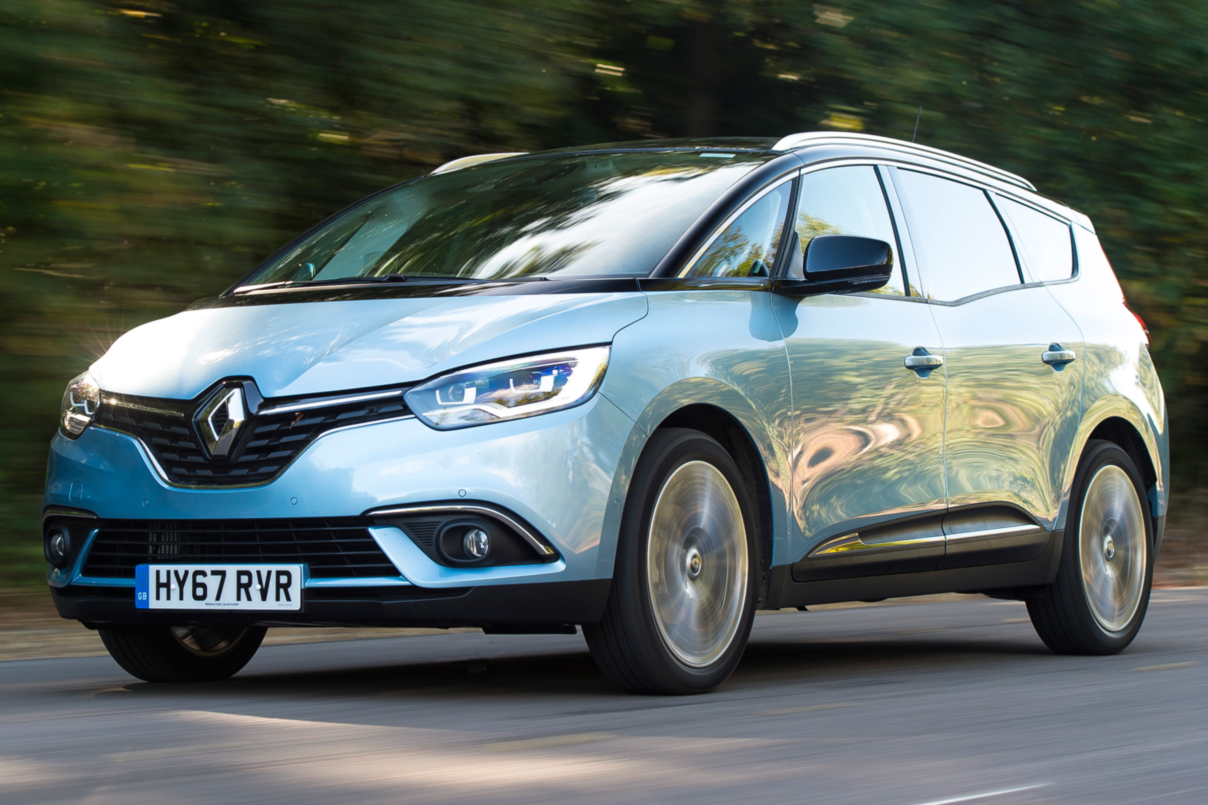 Renault Grand Scenic front