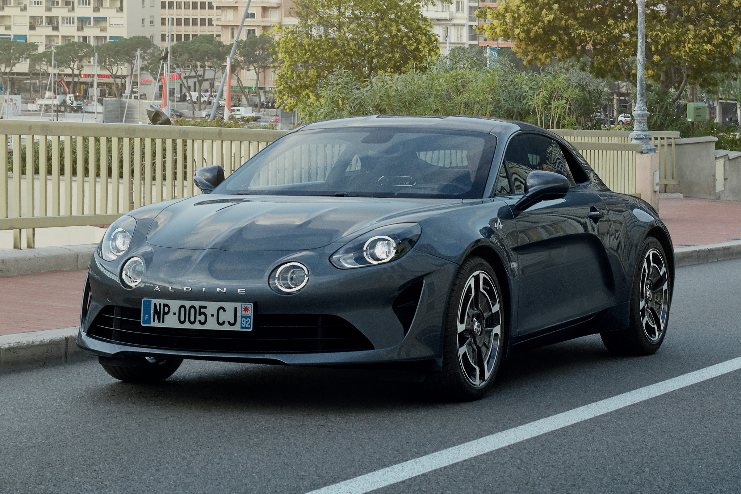 Alpine A110 - front