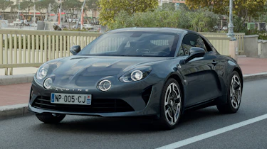 Alpine A110 - front