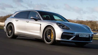 Porsche Panamera Sport Turismo front