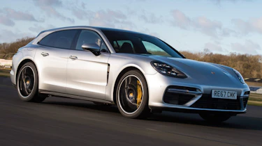 Porsche Panamera Sport Turismo front