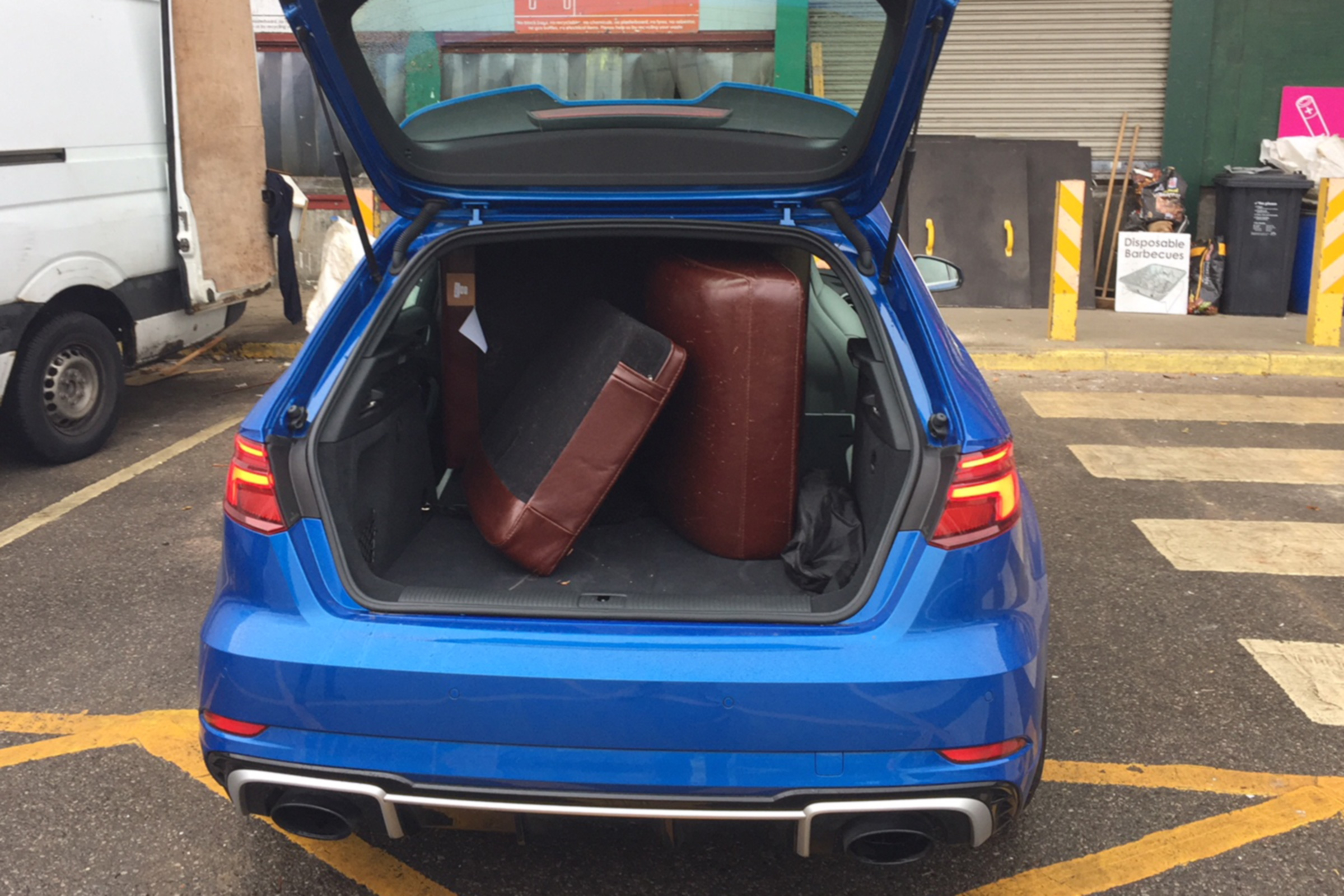 Audi RS3 sofa