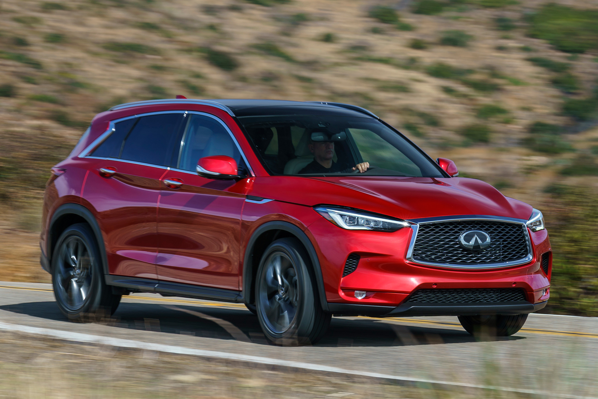 Infiniti QX50 - front