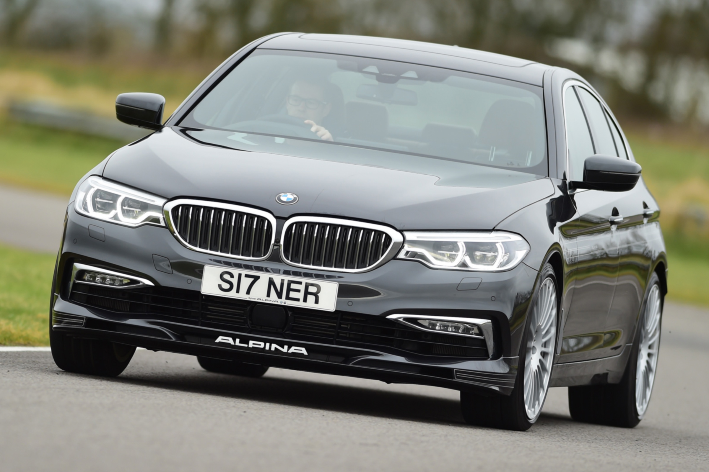 Alpina D5 S front
