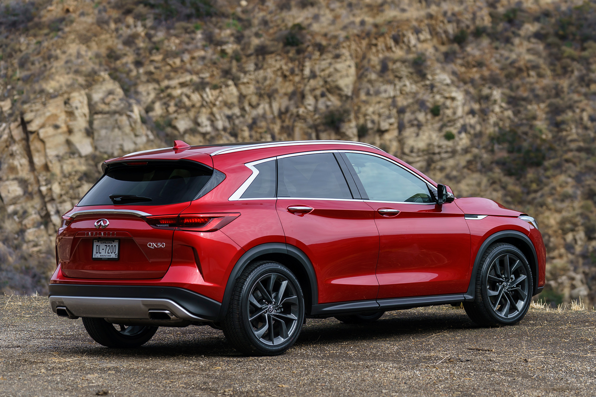 Infiniti QX50 - rear