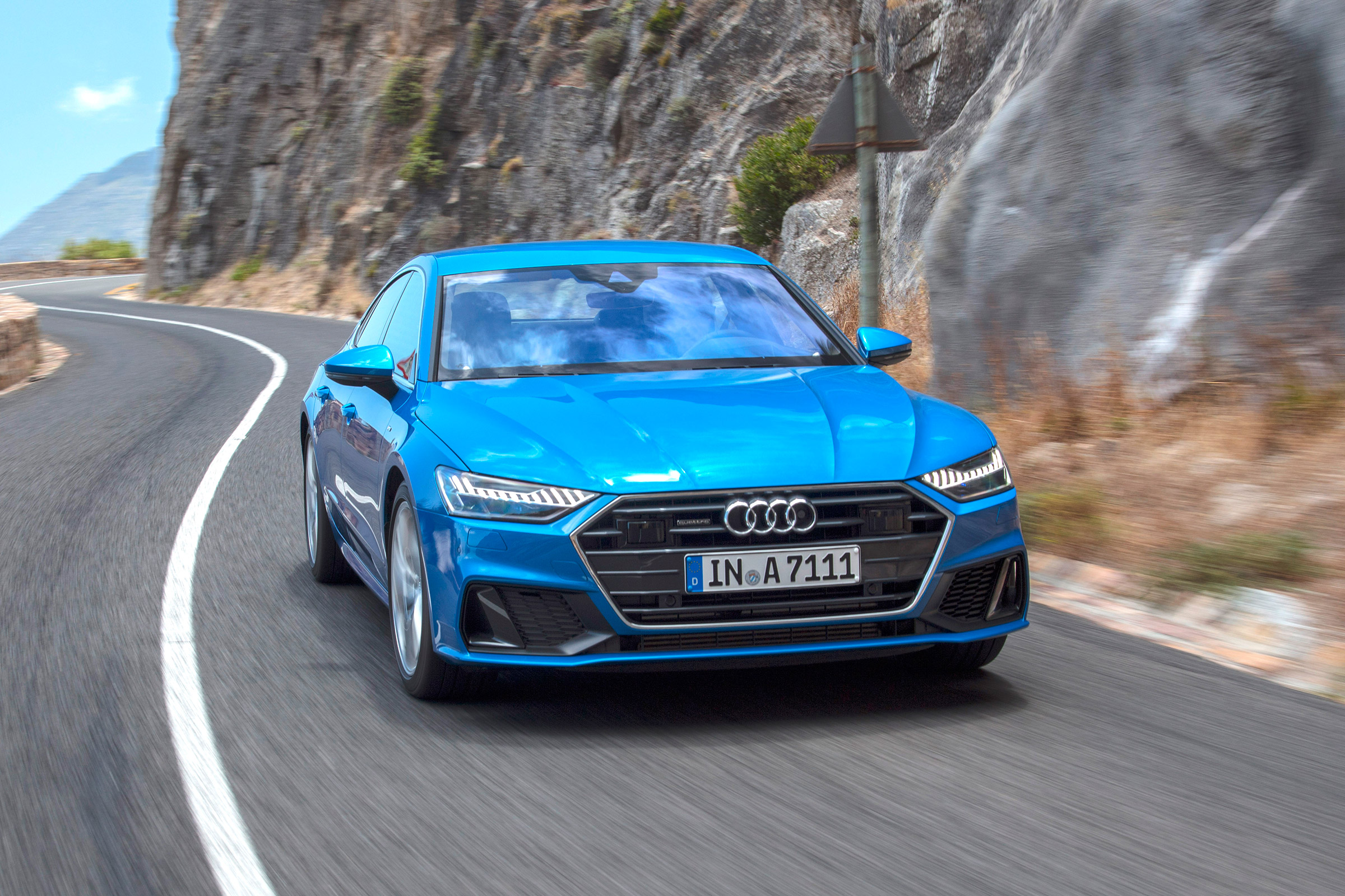 Audi A7 Sportback - front panning