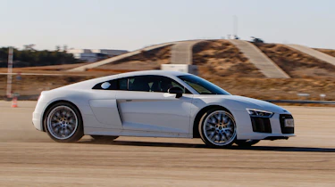 Audi R8 RWS - side drift