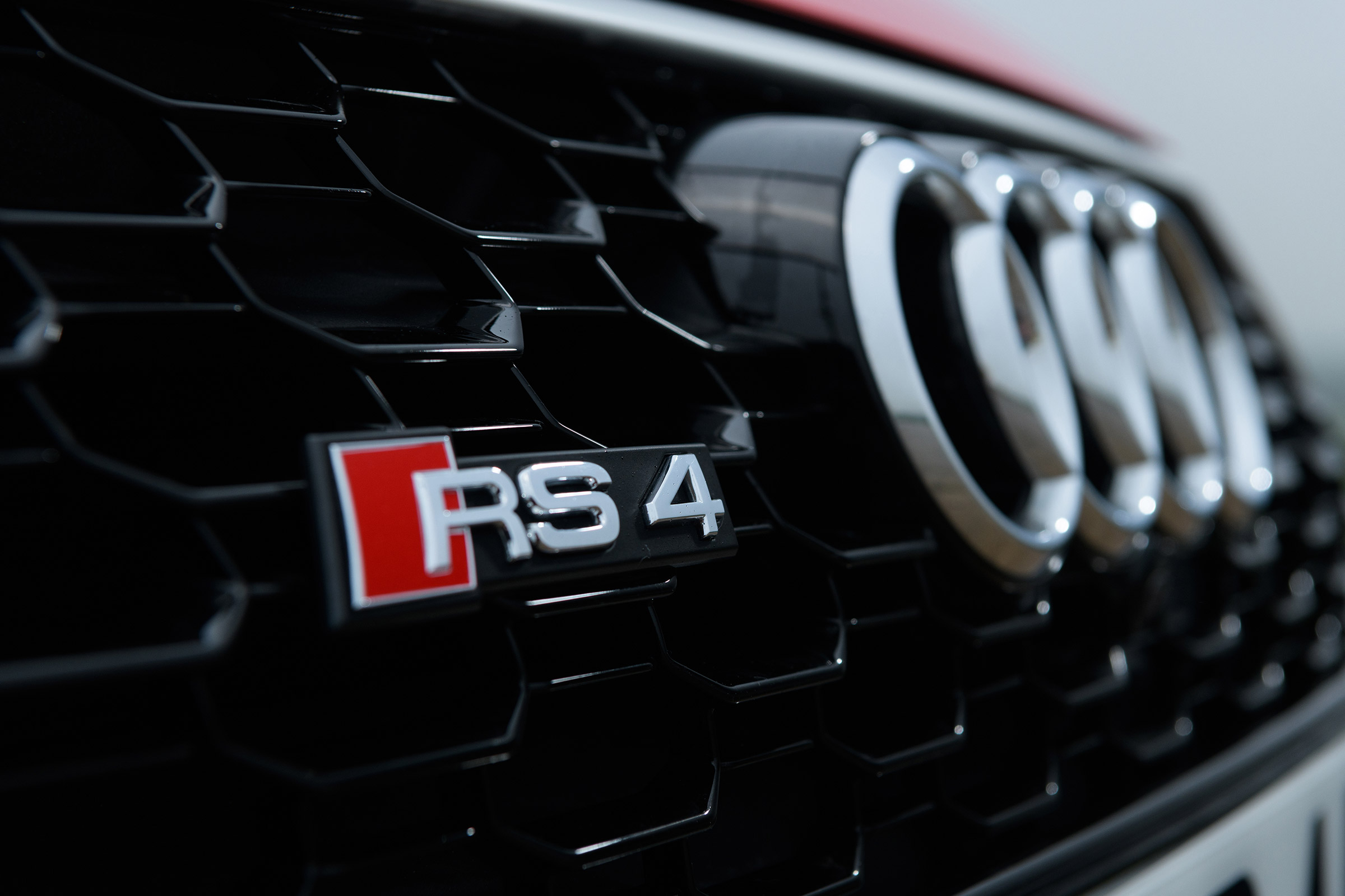 Audi RS 4 Avant - RS 4 grille