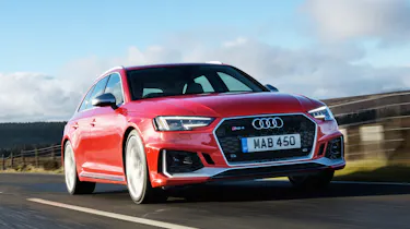 Audi RS 4 Avant - front