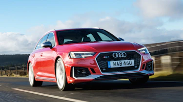 Audi RS 4 Avant - front