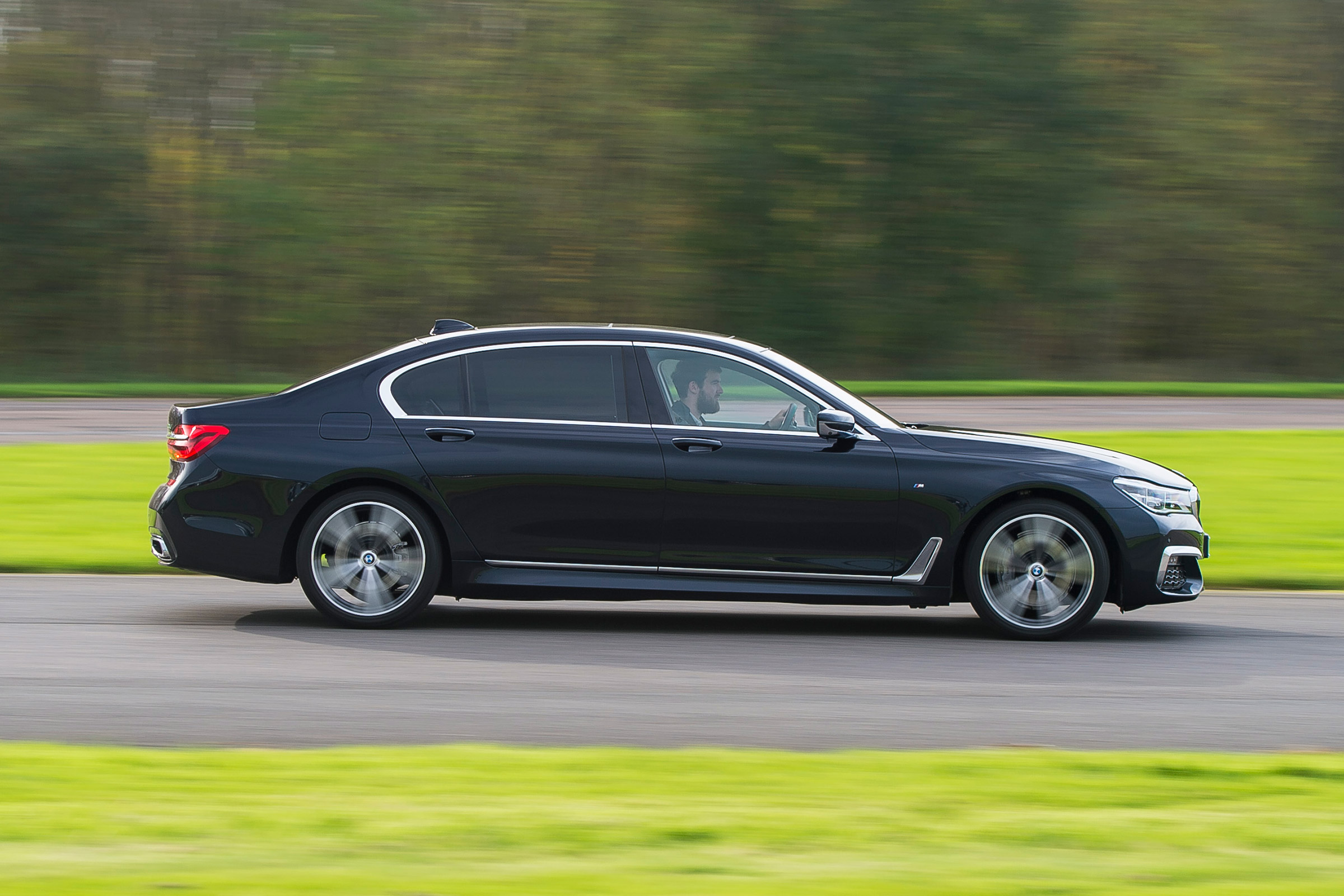 BMW 7 Series - side