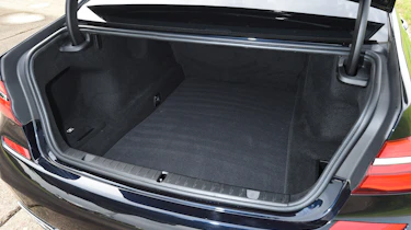 BMW 7 Series - boot