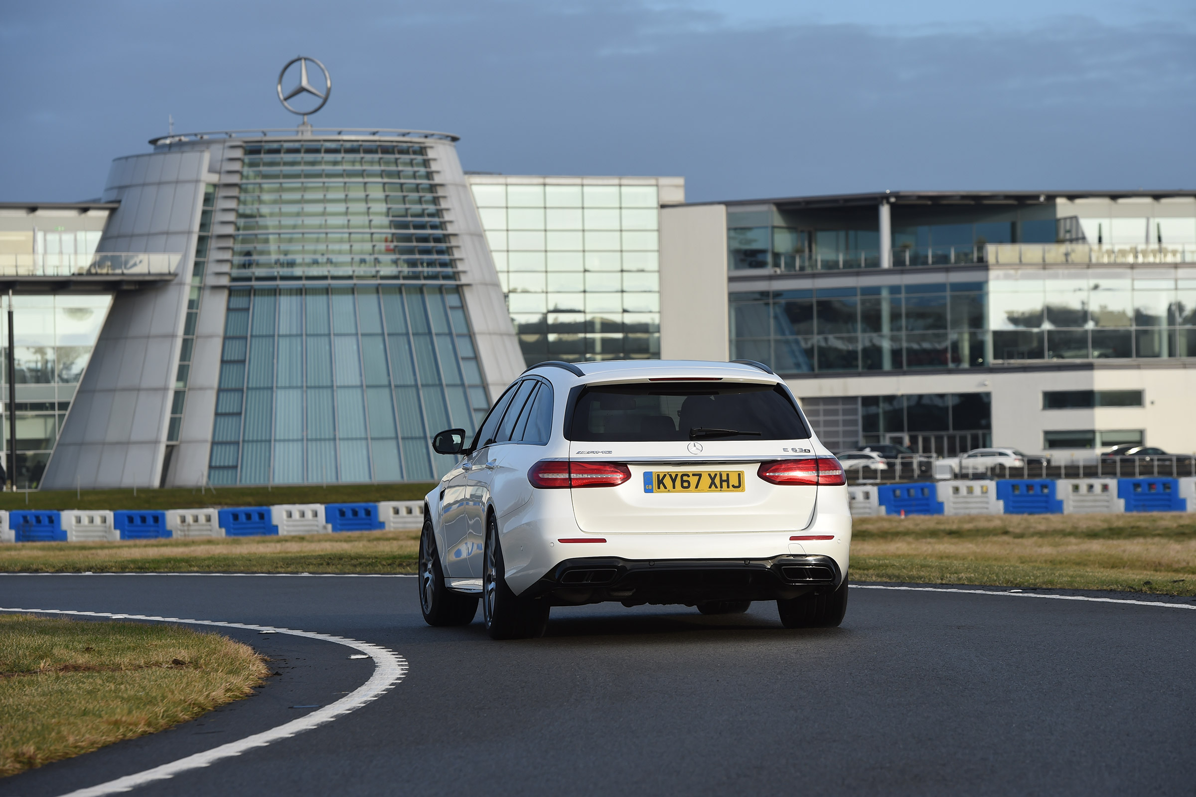 Mercedes-AMG E 63 S long termer - first report rear cornering