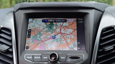 SsangYong Korando - sat-nav