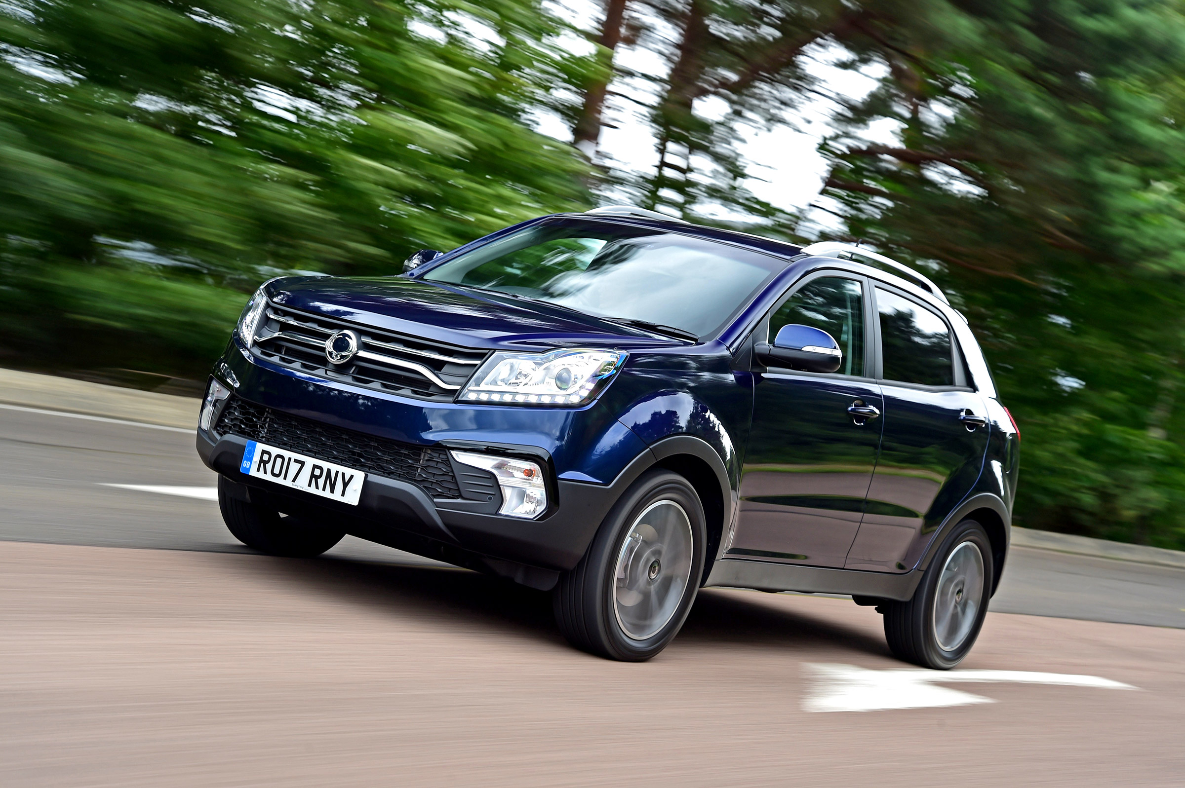 SsangYong Korando - front tracking