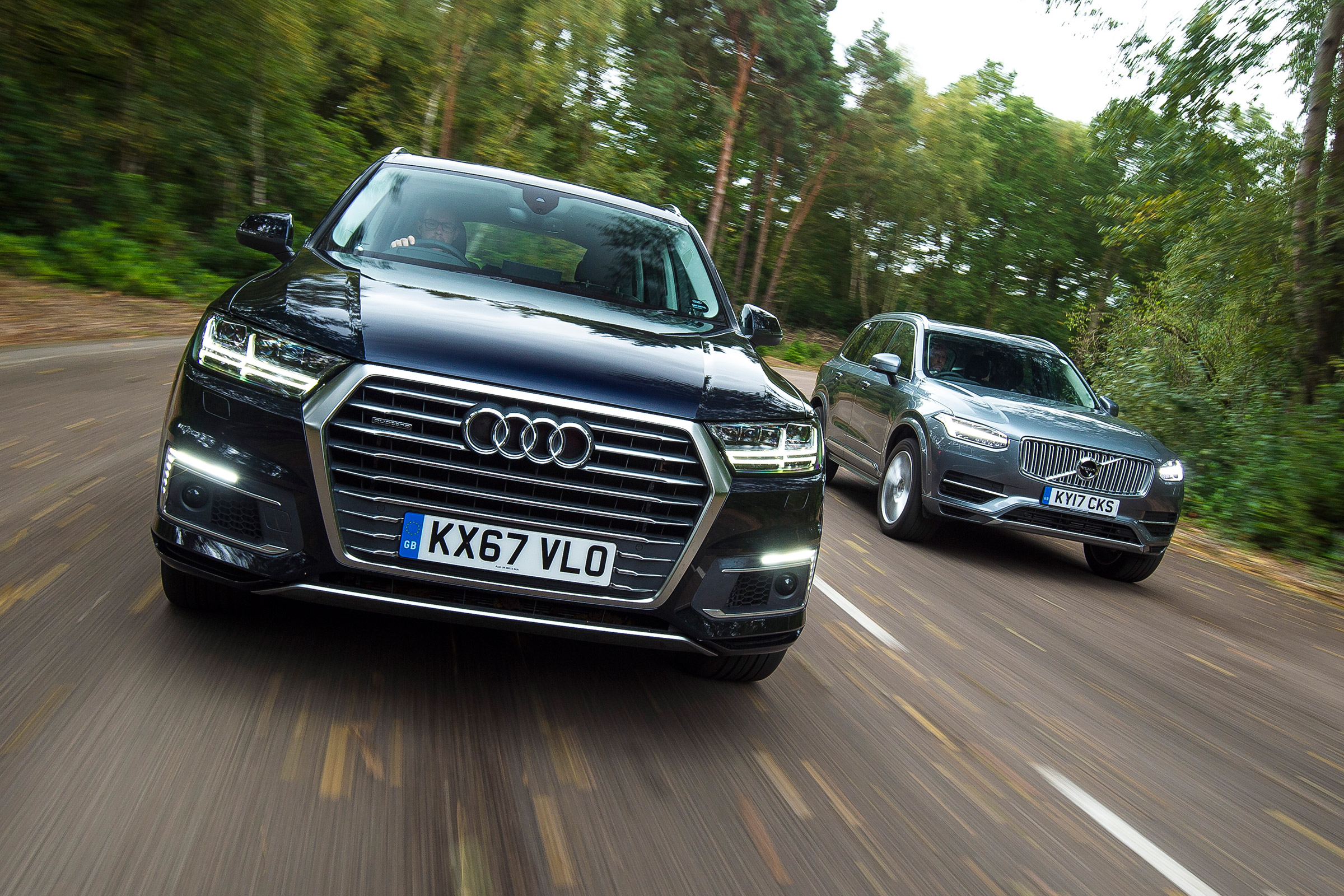 Audi Q7 e-tron vs Volvo XC90 T8 - header