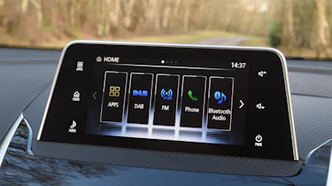 Mitsubishi Eclipse Cross First Edition - infotainment