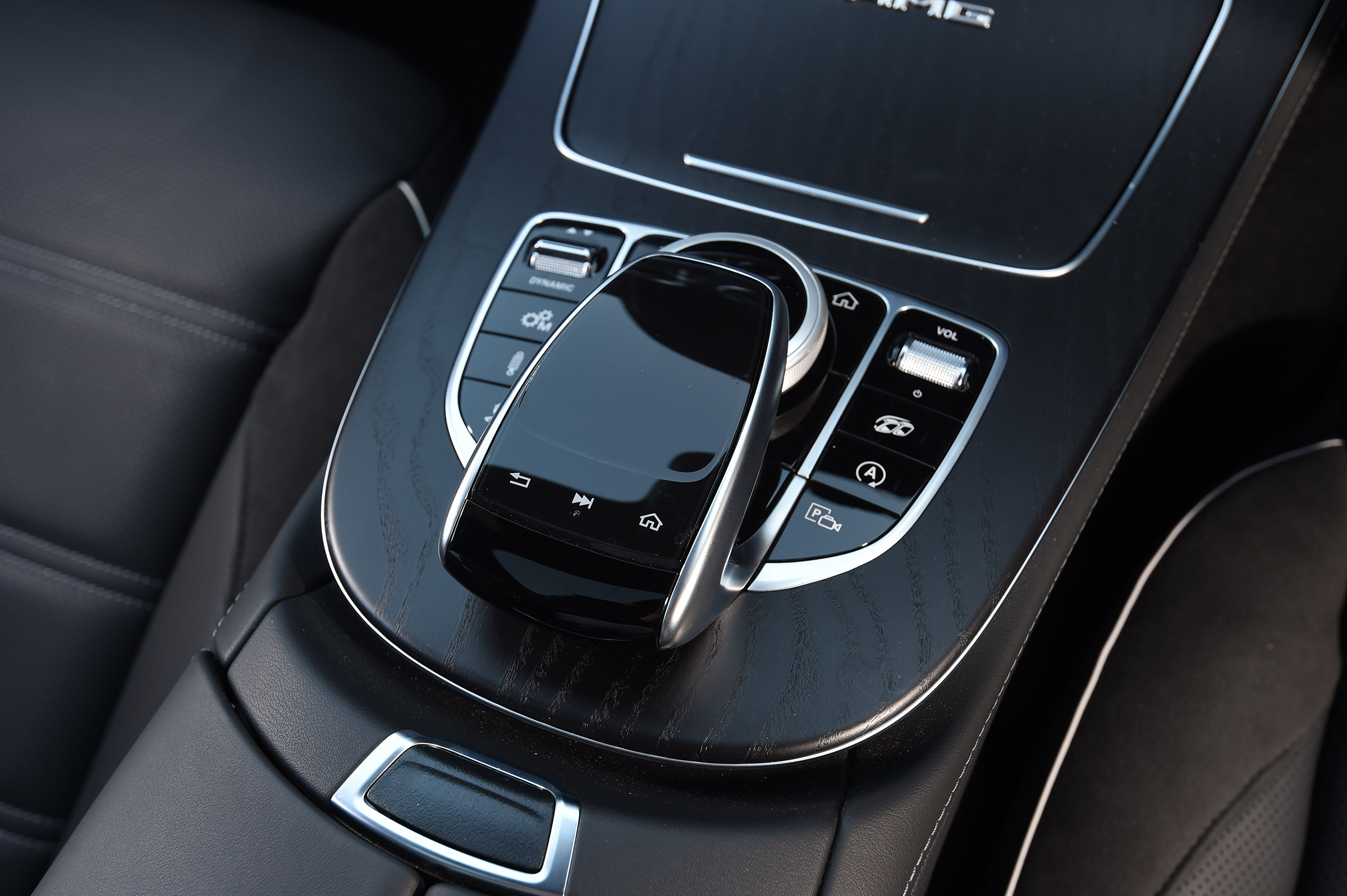 Mercedes-AMG E 63 S long termer - first report centre console