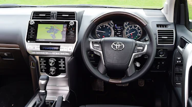 Toyota Land Cruiser - dash