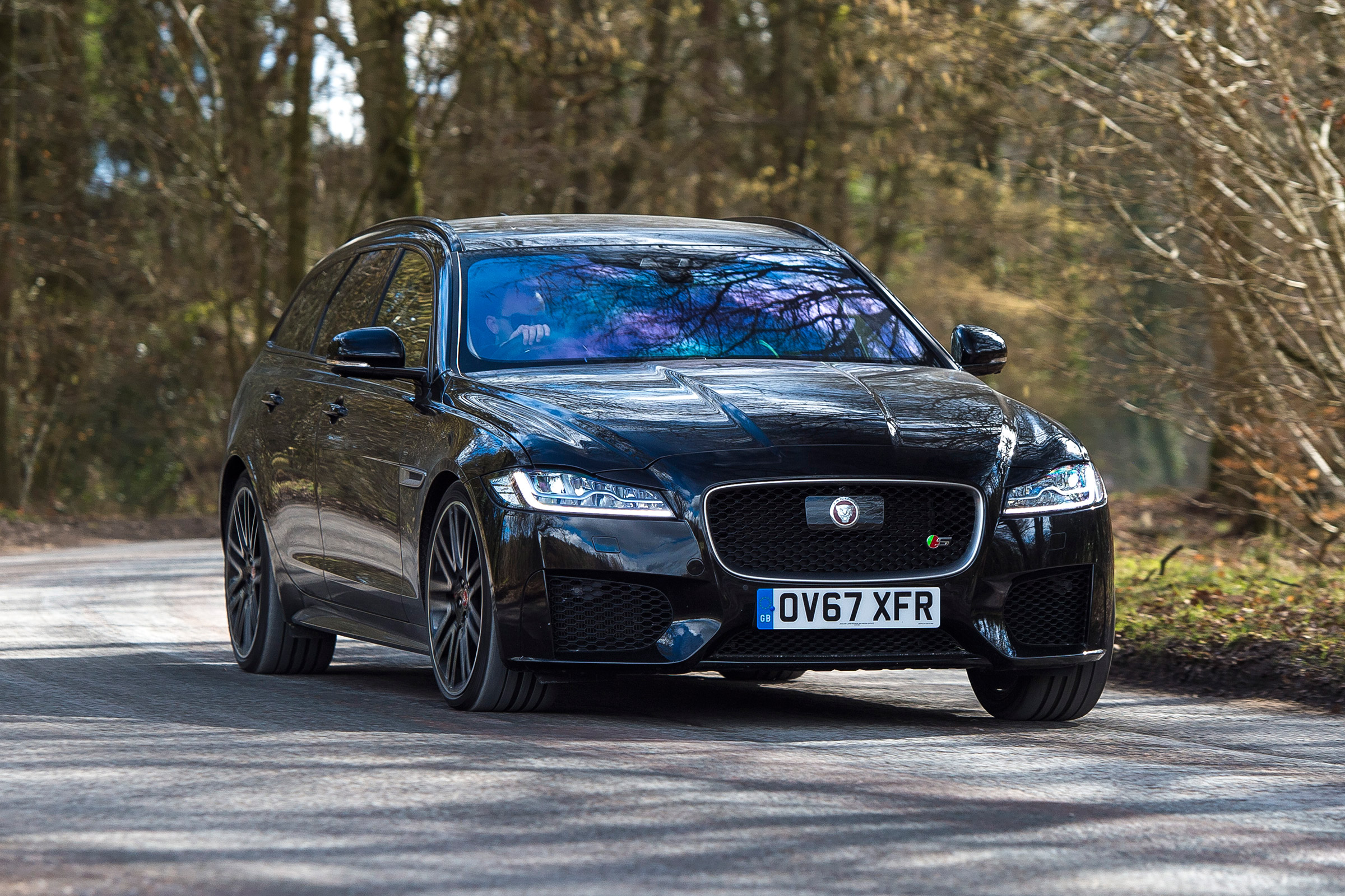Jaguar XF Sportbrake 3.0 diesel S - front